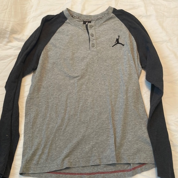 Long Sleeve Qtr Button - Picture 1 of 1